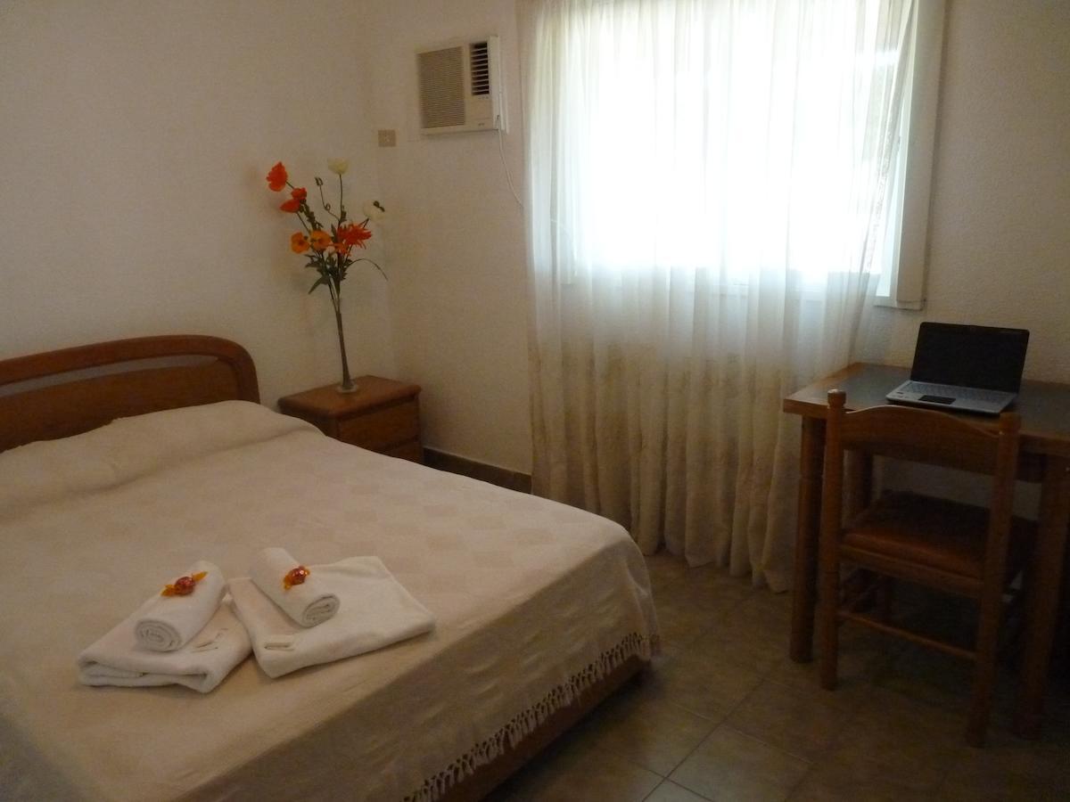 Hotel Quelu Leufu Río Colorado Quarto foto